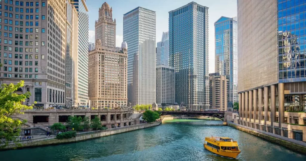هزینه زندگی در شیکاگو – شهر بادخیز چقدر مقرون به صرفه است؟